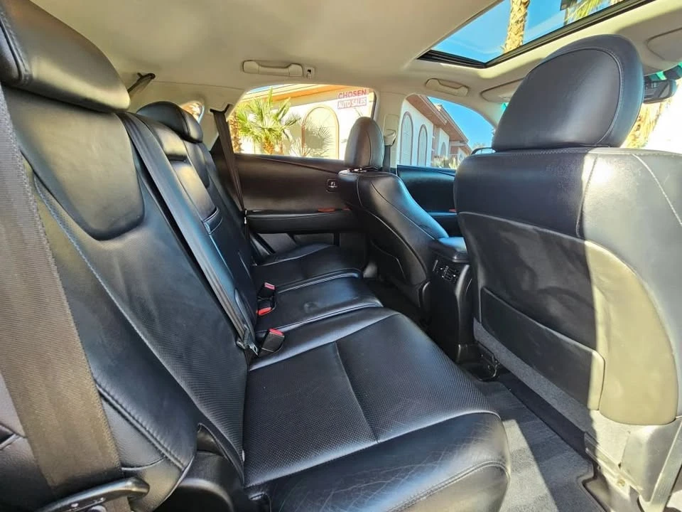 2010 Lexus RX 3rd Gen - Image 15 of 18