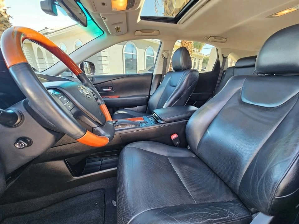 2010 Lexus RX 3rd Gen - Image 10 of 18
