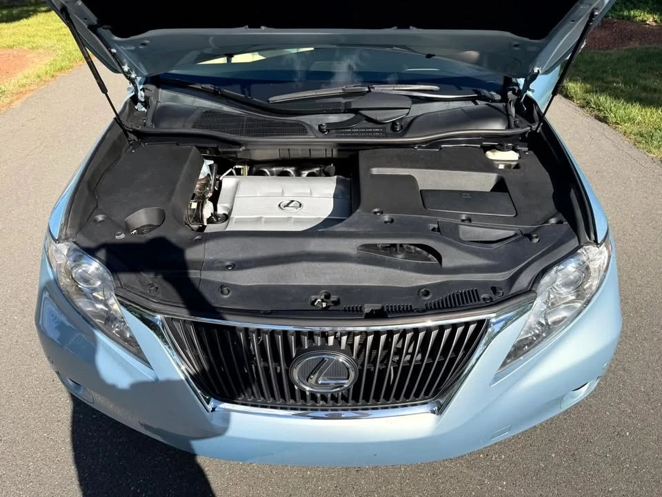 2010 Lexus RX 3rd Gen - Image 19 of 20