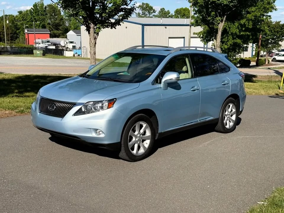2010 Lexus RX 3rd Gen - Image 3 of 20