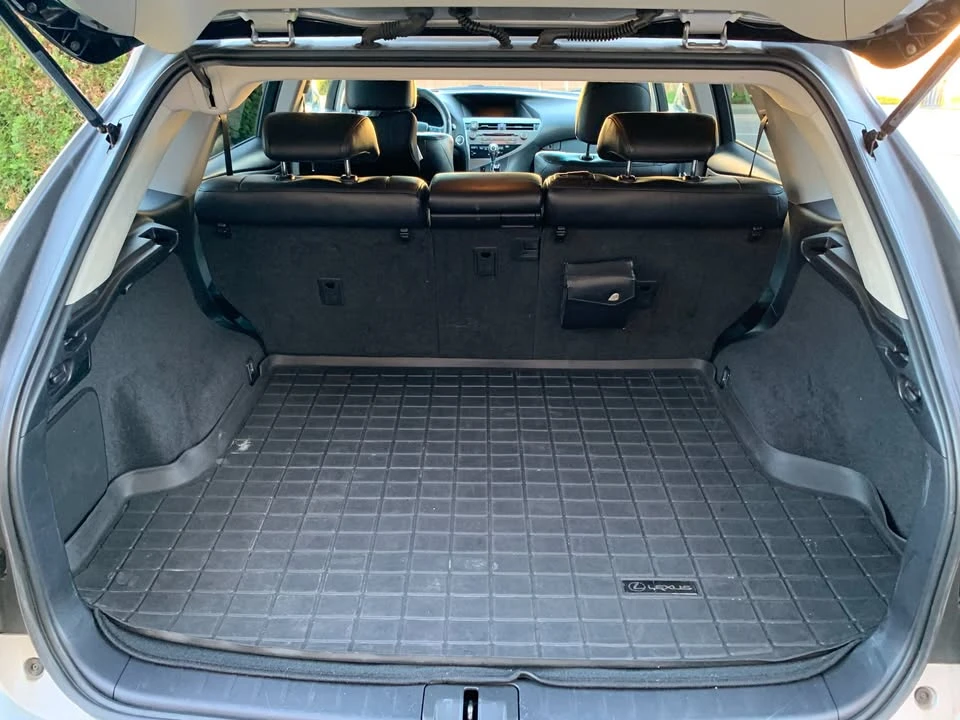 2010 Lexus RX 3rd Gen - Image 6 of 8
