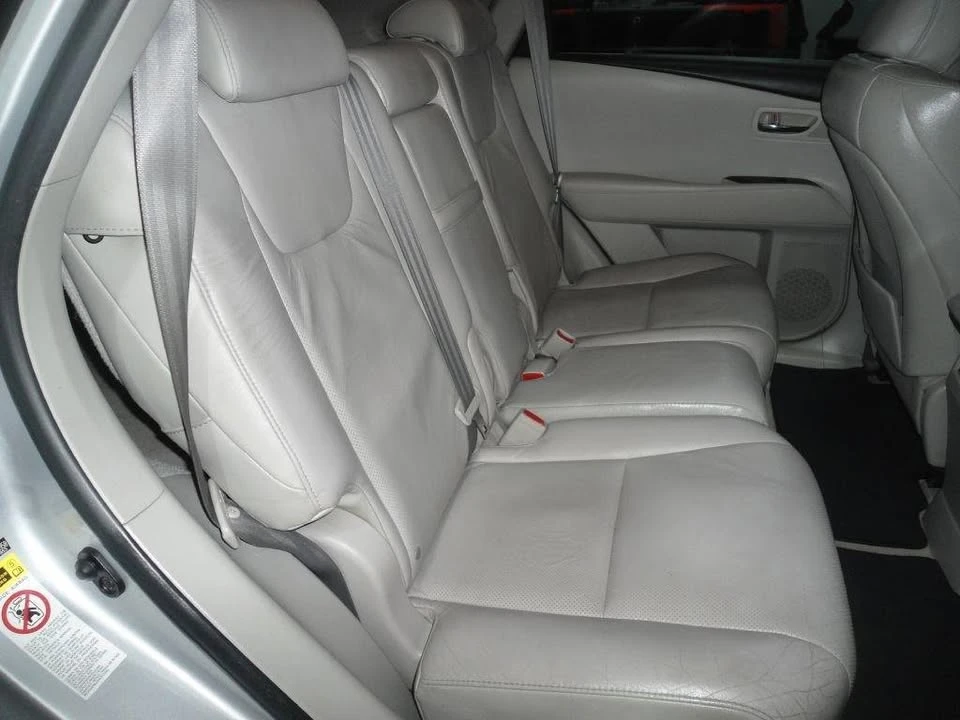 2010 Lexus RX 3rd Gen - Image 10 of 14