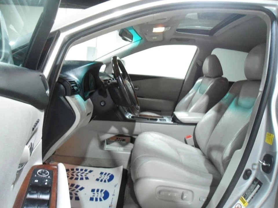 2010 Lexus RX 3rd Gen - Image 7 of 14