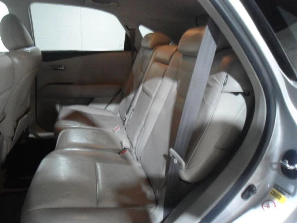 2010 Lexus RX 3rd Gen - Image 8 of 14