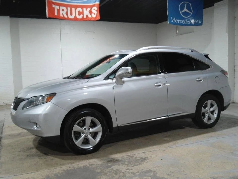 2010 Lexus RX 3rd Gen - Image 2 of 14