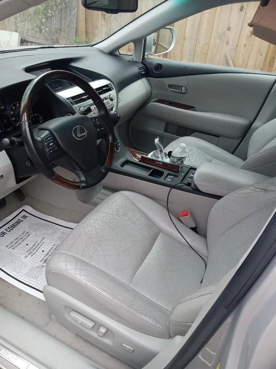 2010 Lexus RX 3rd Gen - Image 2 of 8