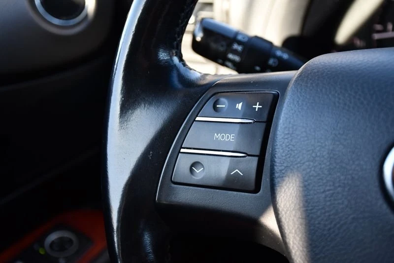 2010 Lexus RX 3rd Gen - Image 12 of 19