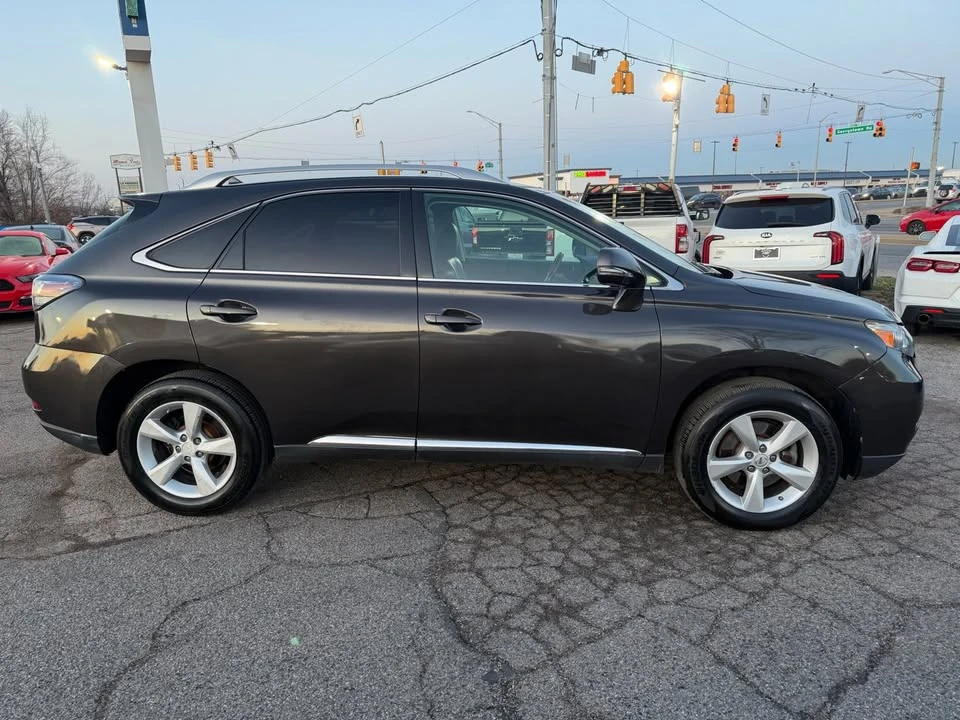 2010 Lexus RX 3rd Gen - Image 9 of 20