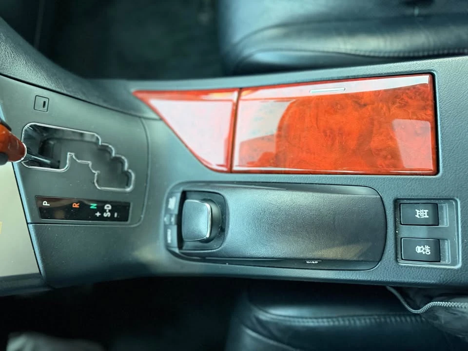 2010 Lexus RX 3rd Gen - Image 11 of 13