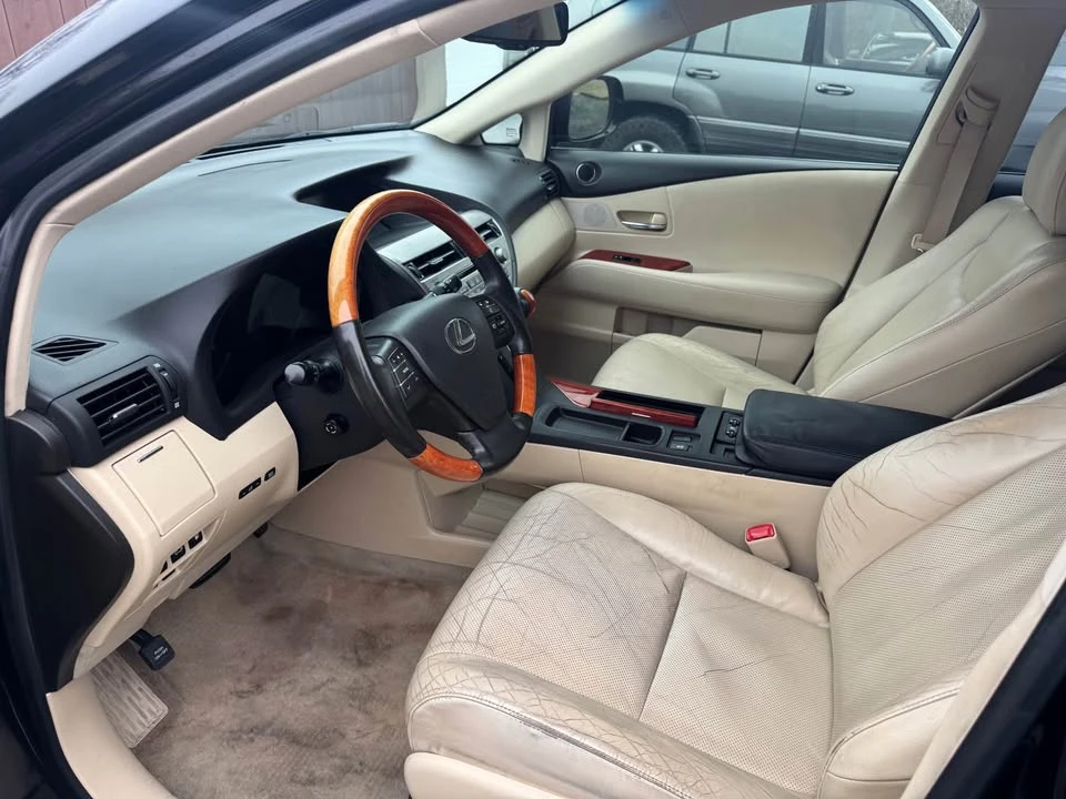 2010 Lexus RX 3rd Gen - Image 7 of 11