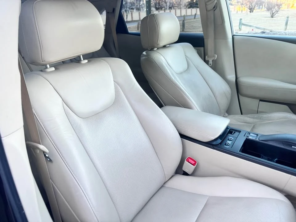 2010 Lexus RX 3rd Gen - Image 6 of 12
