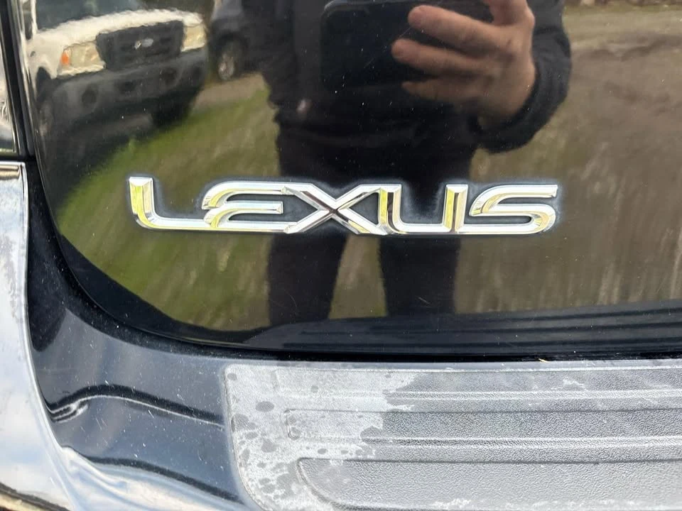 2010 Lexus RX 3rd Gen - Image 11 of 19