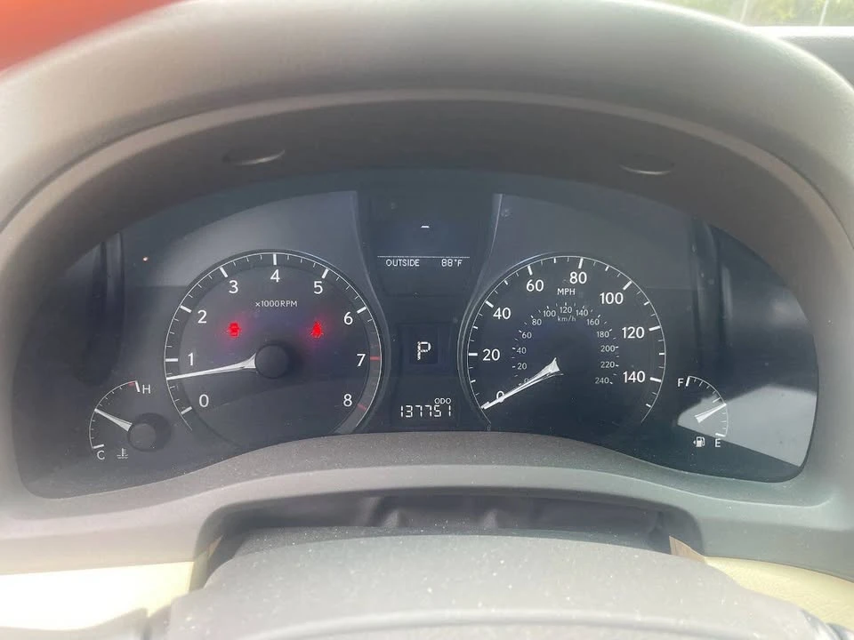 2010 Lexus RX 3rd Gen - Image 13 of 18