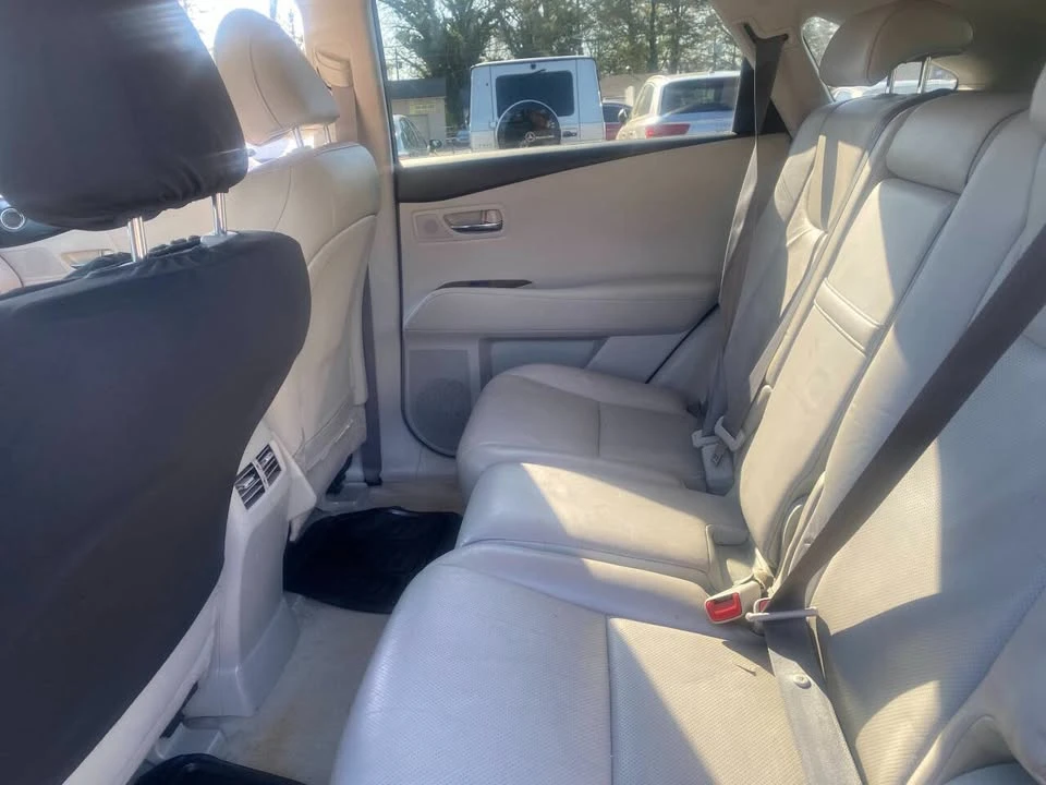 2010 Lexus RX 3rd Gen - Image 15 of 20