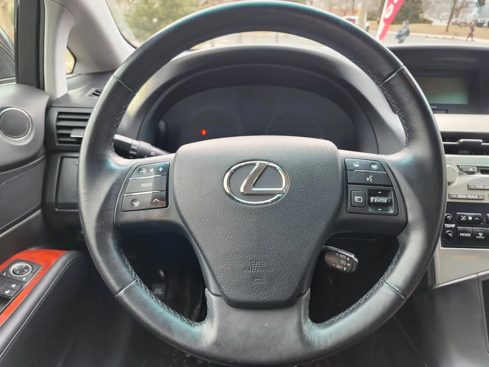2010 Lexus RX 3rd Gen - Image 13 of 20