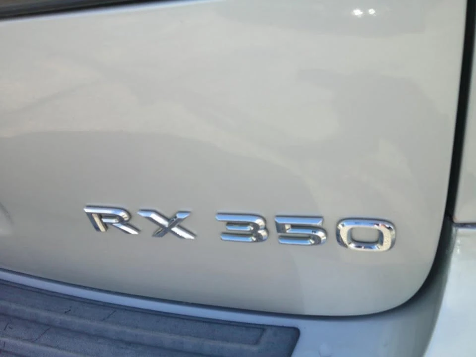 2010 Lexus RX 3rd Gen - Image 10 of 20