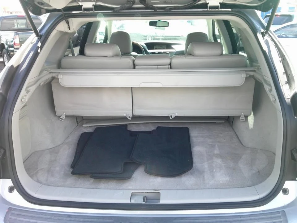 2010 Lexus RX 3rd Gen - Image 11 of 20