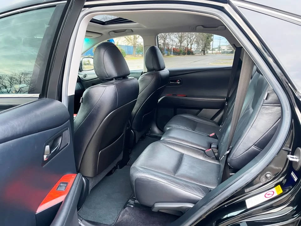 2010 Lexus RX 3rd Gen - Image 13 of 20