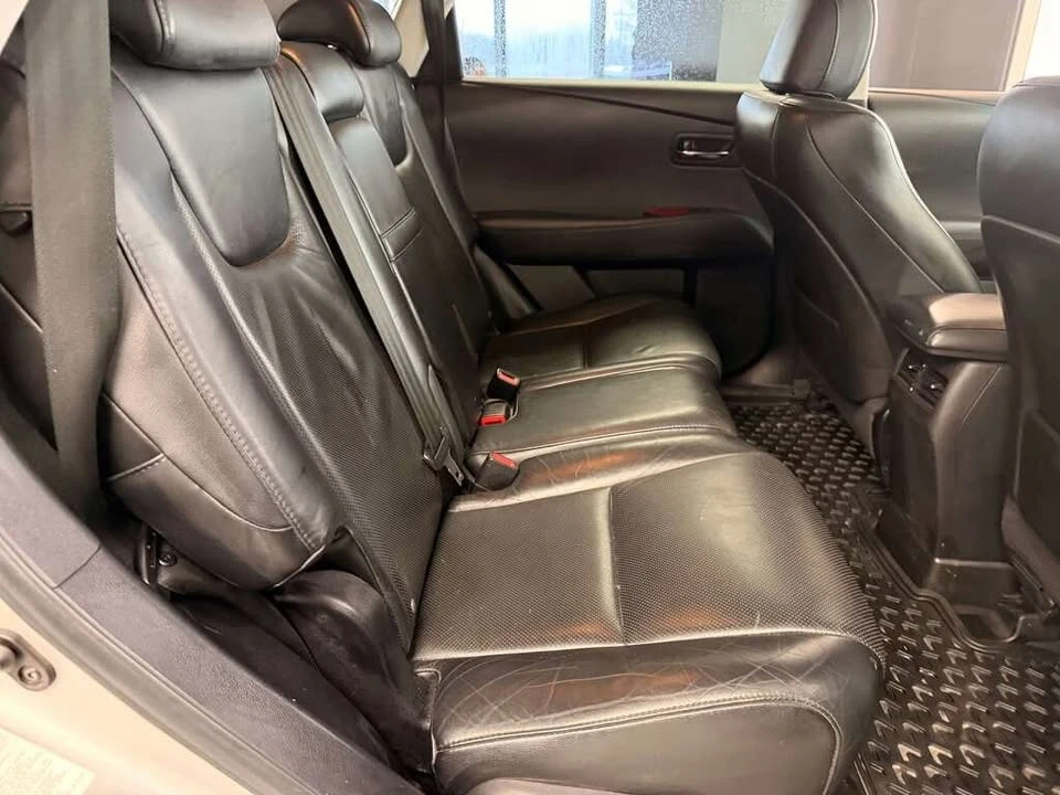2010 Lexus RX 3rd Gen - Image 12 of 20