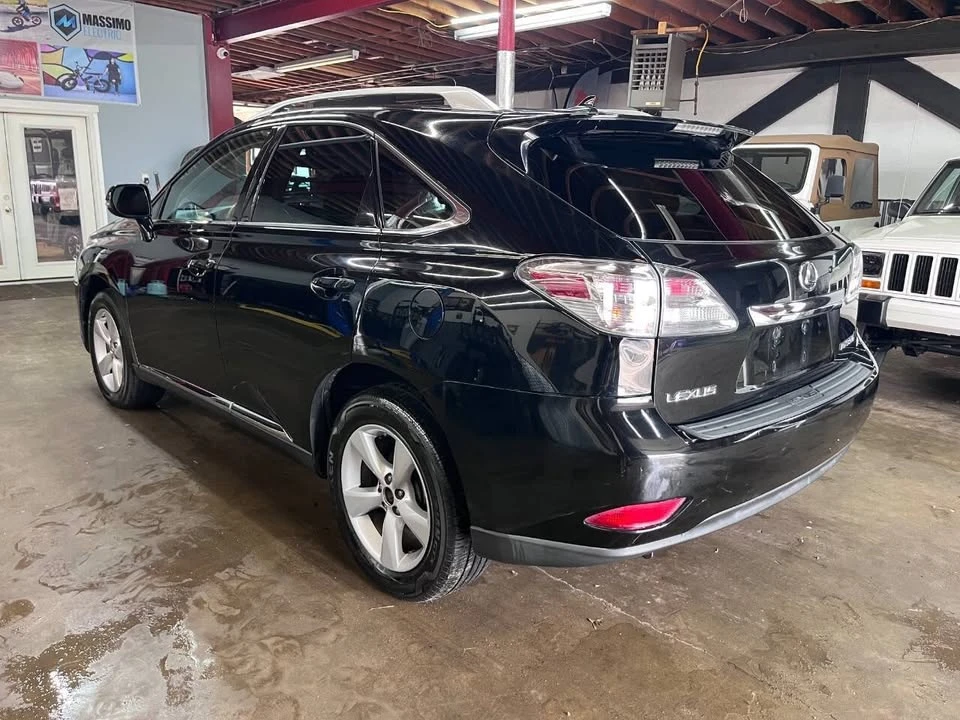 2010 Lexus RX 3rd Gen - Image 4 of 18