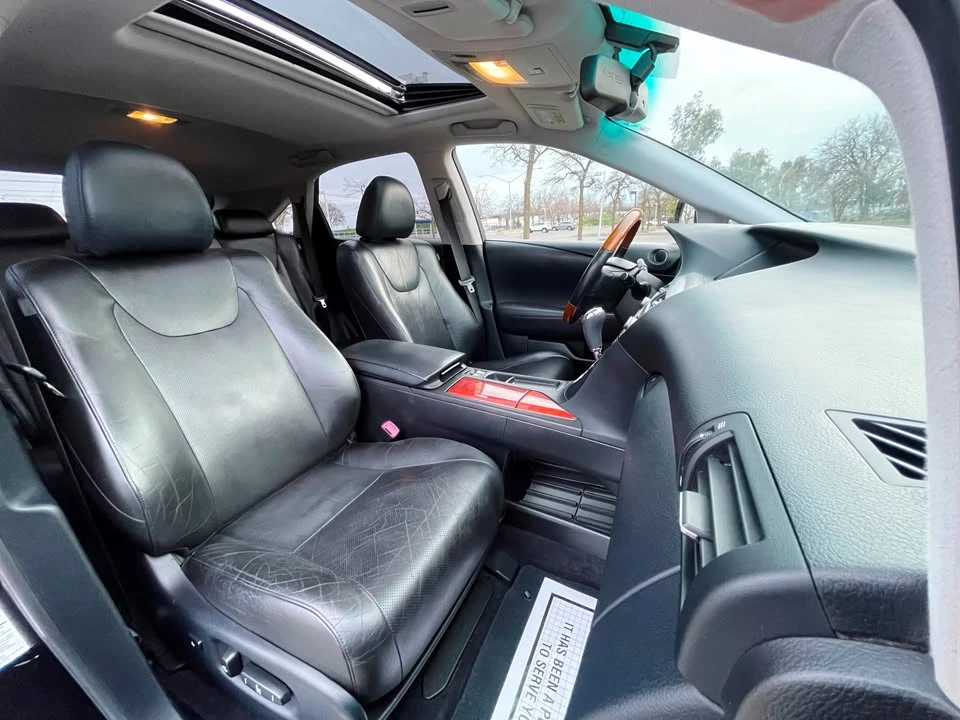 2010 Lexus RX 3rd Gen - Image 14 of 20