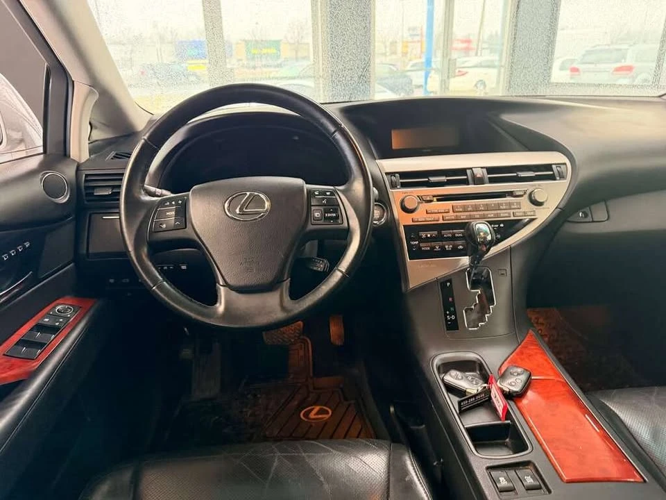 2010 Lexus RX 3rd Gen - Image 15 of 20