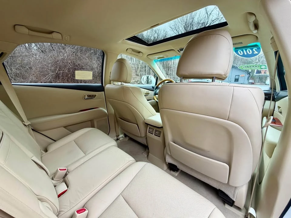 2010 Lexus RX 3rd Gen - Image 10 of 20