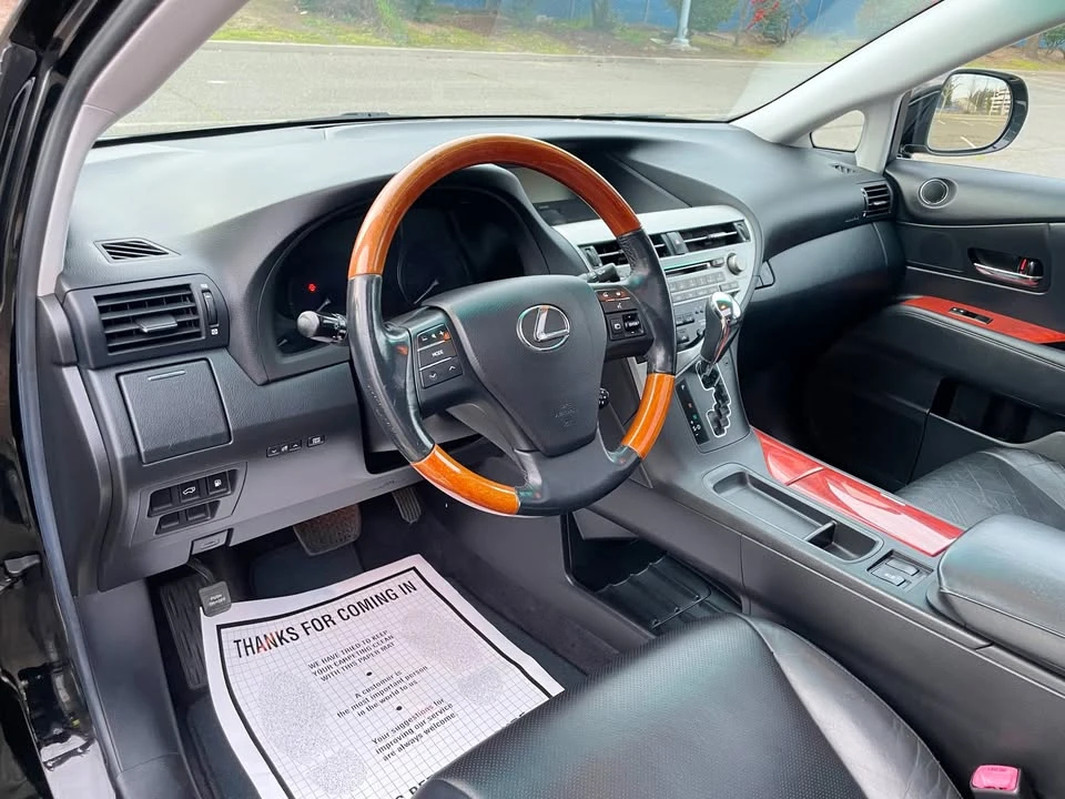 2010 Lexus RX 3rd Gen - Image 10 of 19