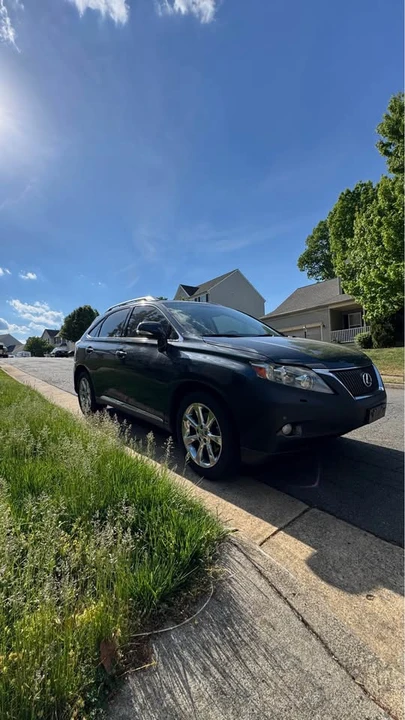 2010 Lexus RX 3rd Gen - Image 6 of 10