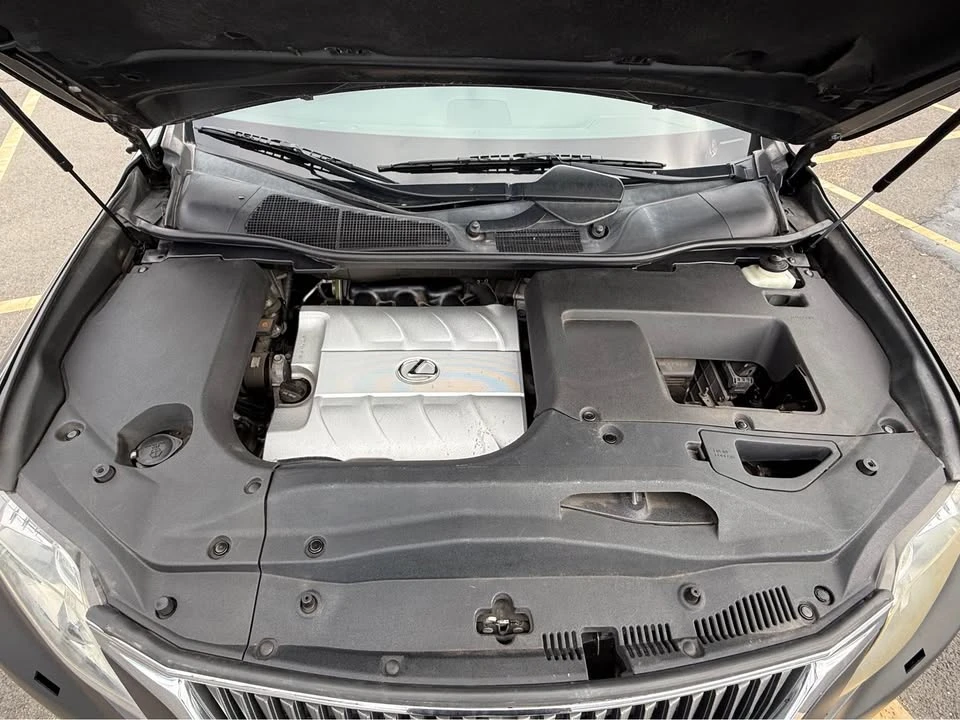 2010 Lexus RX 3rd Gen - Image 7 of 10
