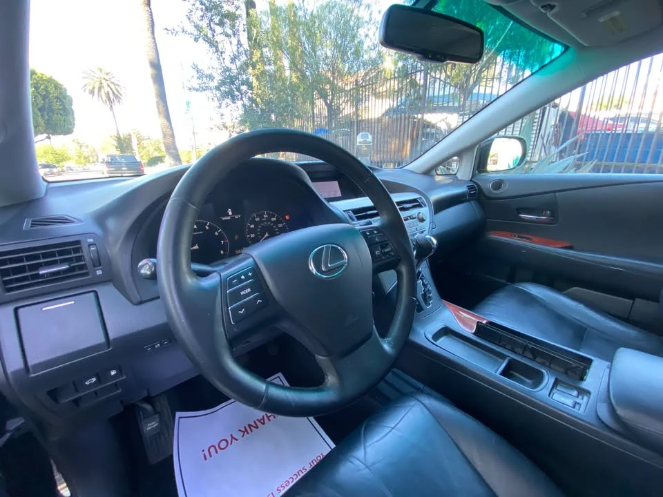 2010 Lexus RX 3rd Gen - Image 13 of 20