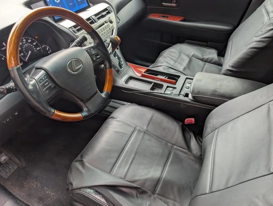 2010 Lexus RX 3rd Gen - Image 6 of 8