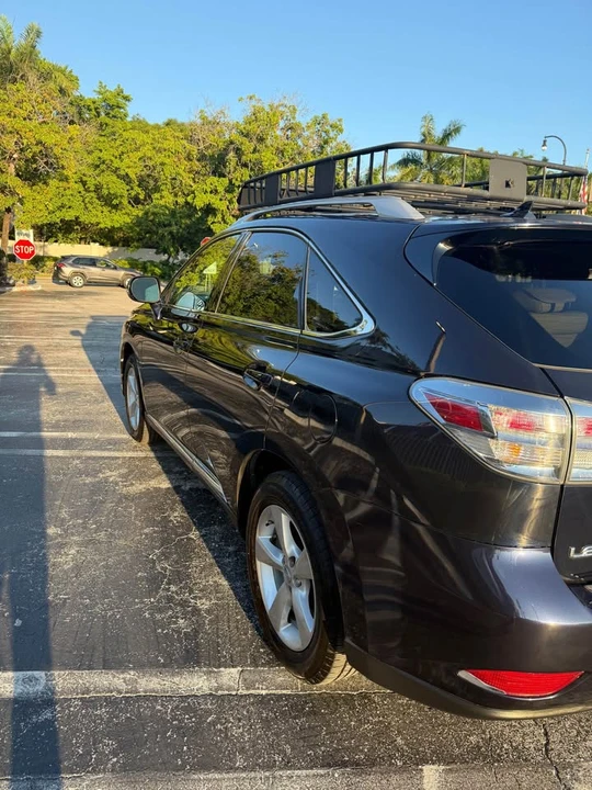 2010 Lexus RX 3rd Gen - Image 4 of 11