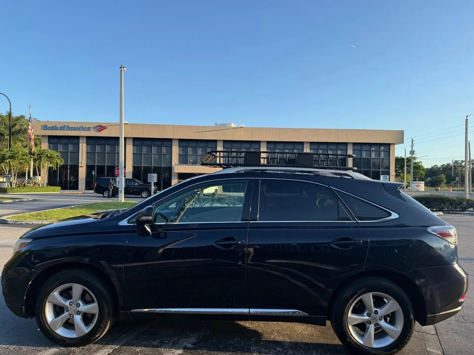 2010 Lexus RX 3rd Gen - Image 2 of 11