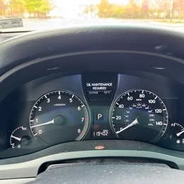 2010 Lexus RX 3rd Gen - Image 10 of 14