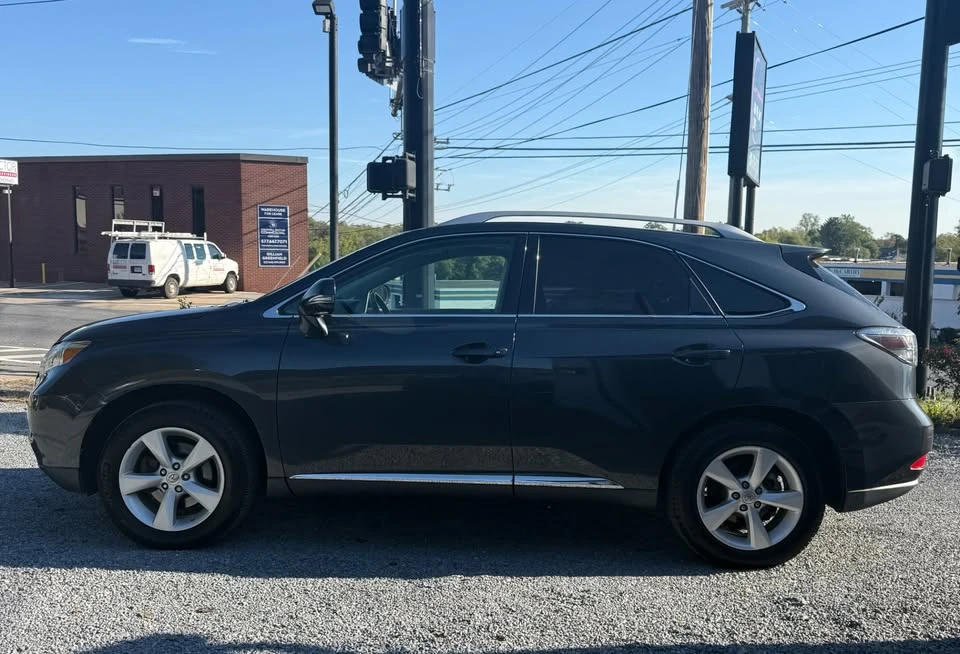 2010 Lexus RX 3rd Gen - Image 4 of 15