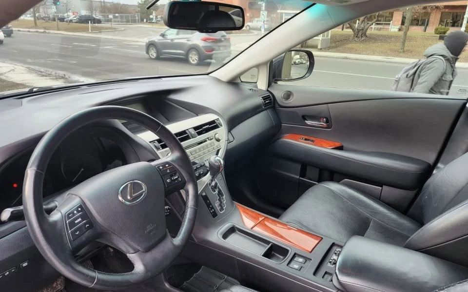 2010 Lexus RX 3rd Gen - Image 11 of 20