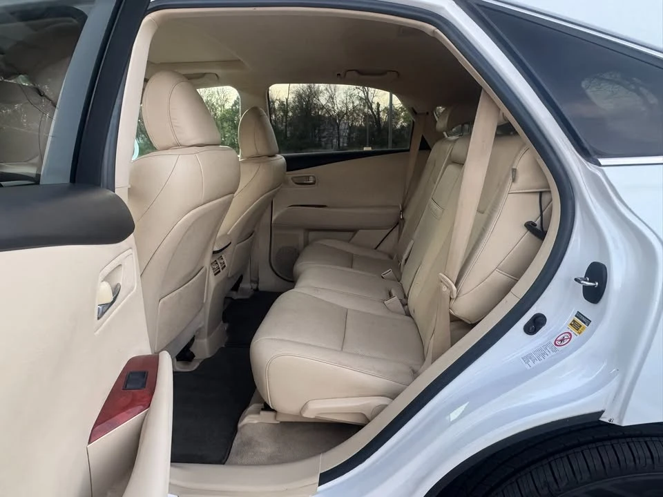 2010 Lexus RX 3rd Gen - Image 10 of 18