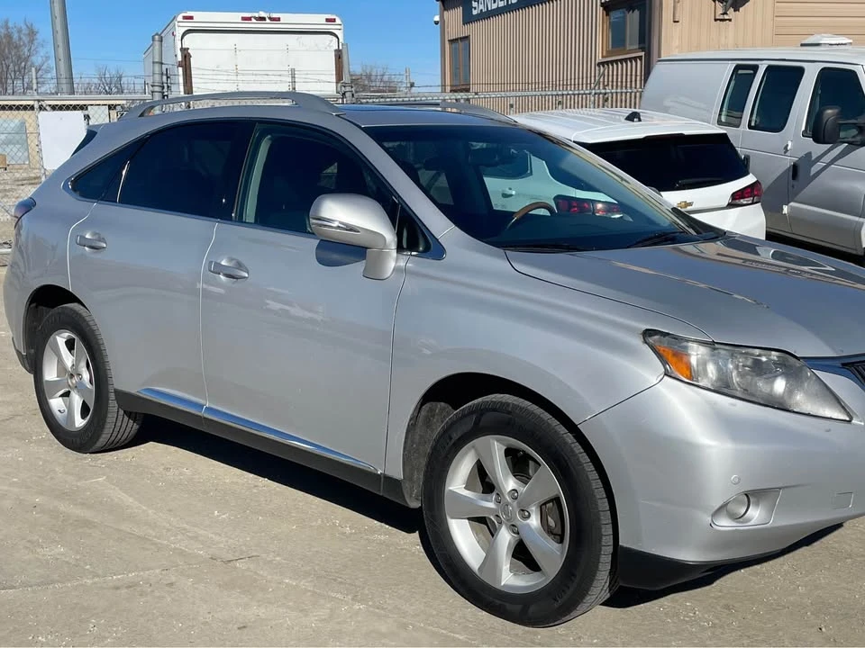 2010 Lexus RX 3rd Gen - Image 4 of 16