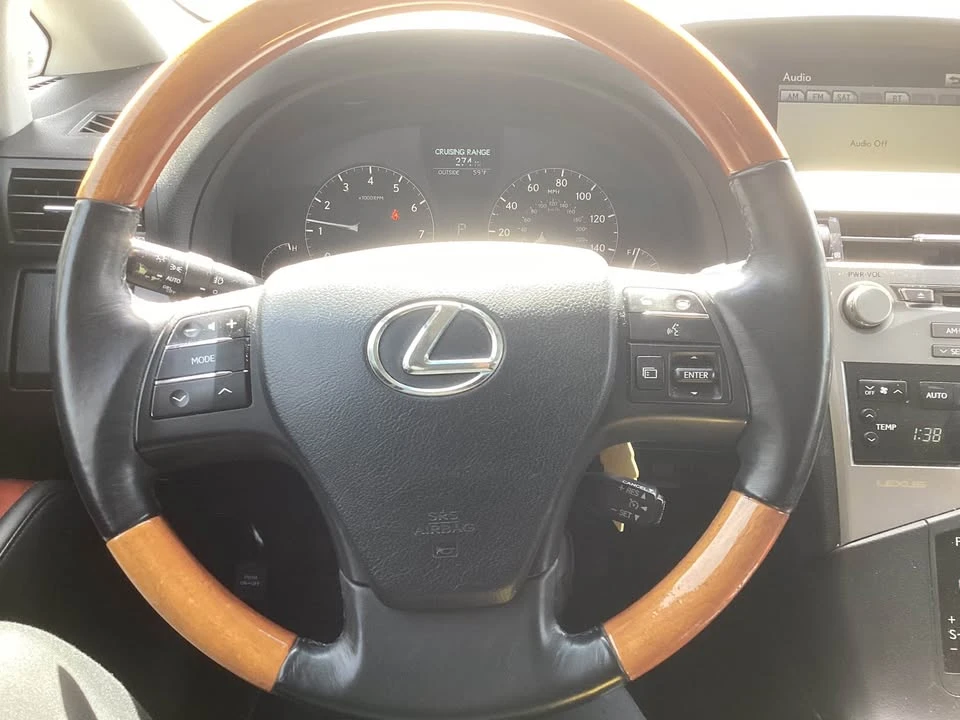 2010 Lexus RX 3rd Gen - Image 10 of 16
