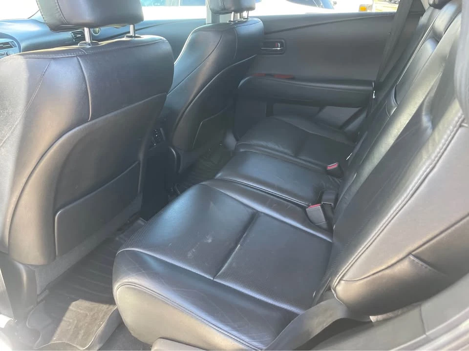 2010 Lexus RX 3rd Gen - Image 9 of 16