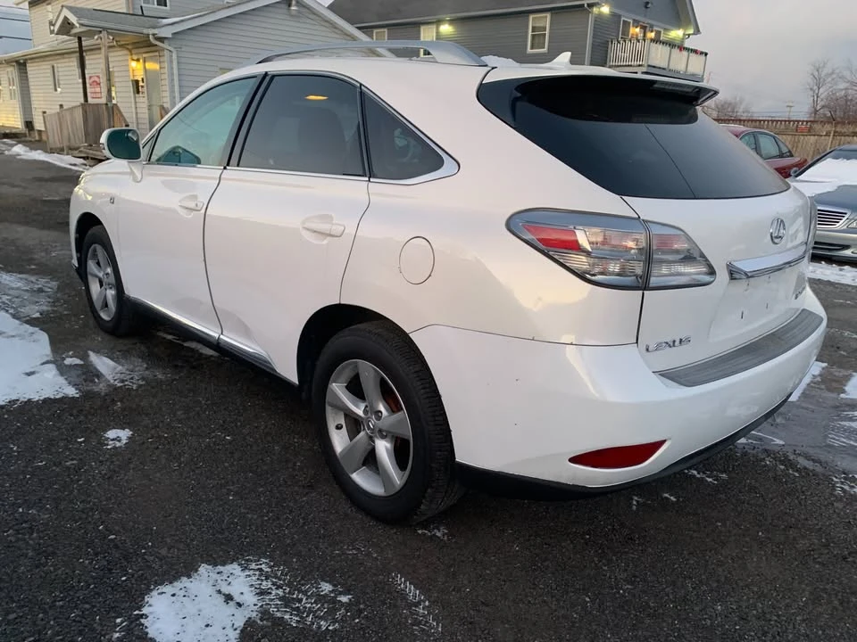 2010 Lexus RX 3rd Gen - Image 11 of 20