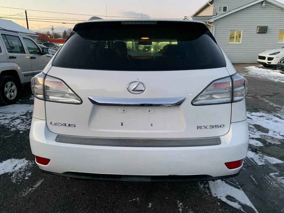 2010 Lexus RX 3rd Gen - Image 9 of 20