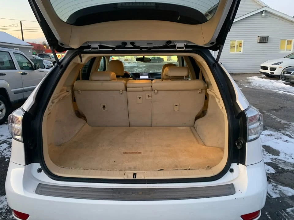 2010 Lexus RX 3rd Gen - Image 18 of 20
