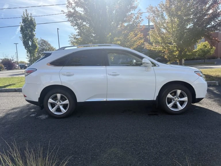 2010 Lexus RX 3rd Gen - Image 7 of 18