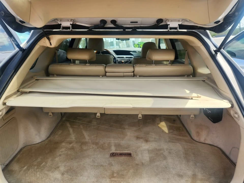 2010 Lexus RX 3rd Gen - Image 14 of 17