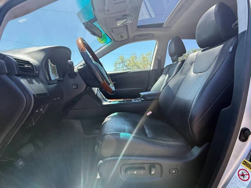 2010 Lexus RX 3rd Gen - Image 10 of 20