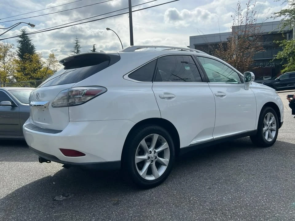 2010 Lexus RX 3rd Gen - Image 5 of 20