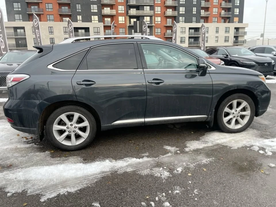 2010 Lexus RX 3rd Gen - Image 16 of 20