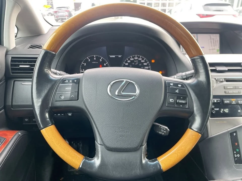 2010 Lexus RX 3rd Gen - Image 19 of 20
